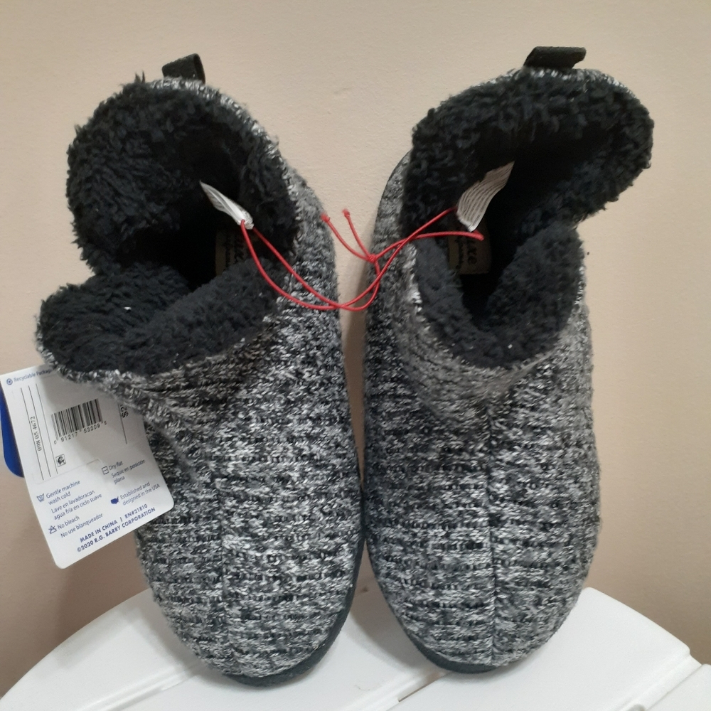 NWT Dearfoam women slippers size 7- 8 - Picture 3 of 8